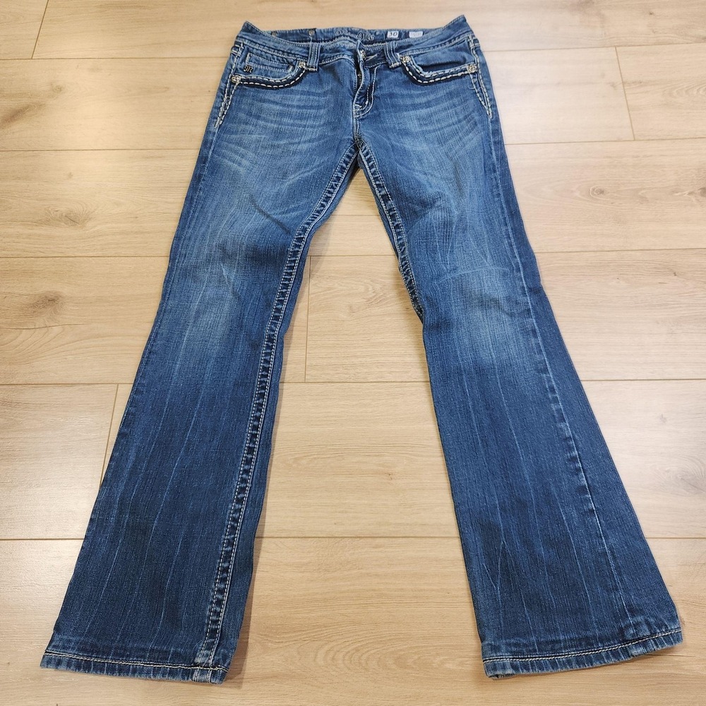 Miss Me Jeans Womens 30x30 Medium Wash Blue Low Rise Bootcut Rhinestone Denim